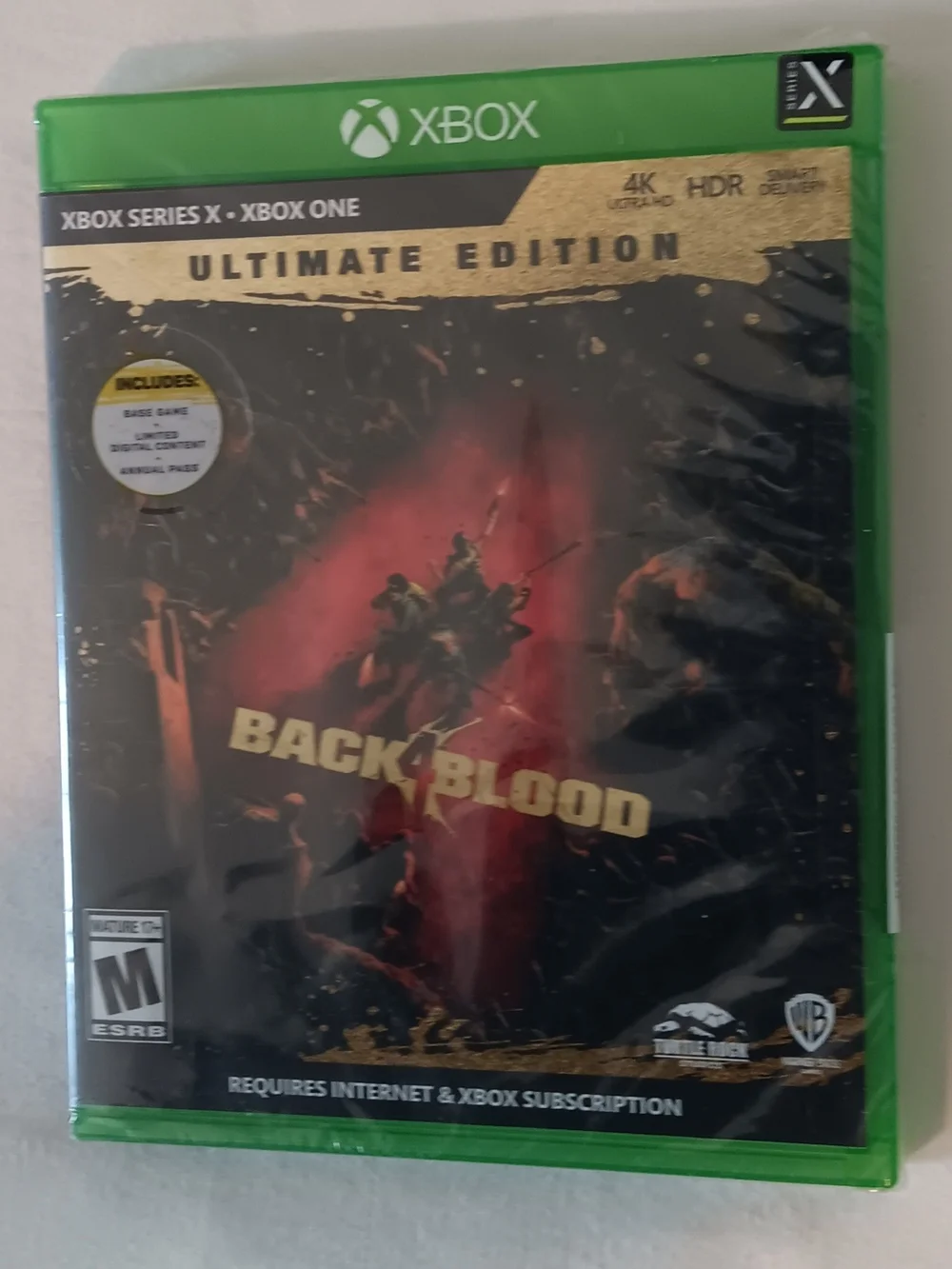 Suicide Squad Deluxe Edition/ Back 4 Blood Ultimate Edition Xbox Bundle
